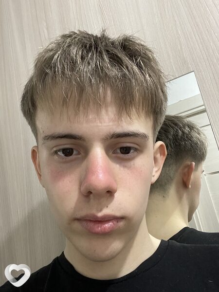 Даня, 19, Симферополе — анкета №4136299