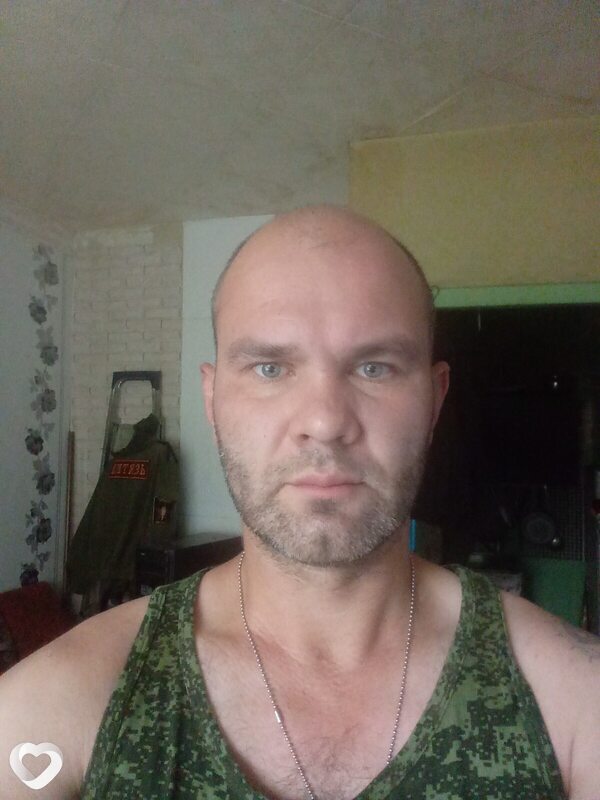 Олег, 36, Апатитах — анкета №4136854