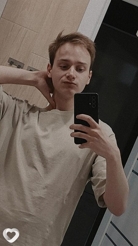 Евгений, 24, Ялте — анкета №4137074