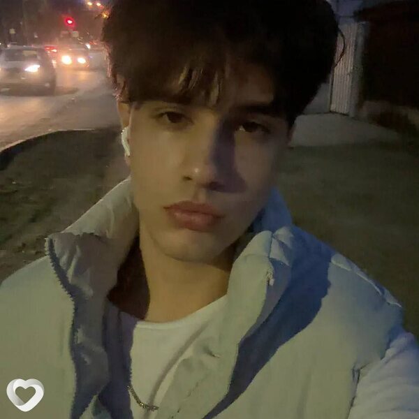 Даня, 21, Барнауле — анкета №4137703