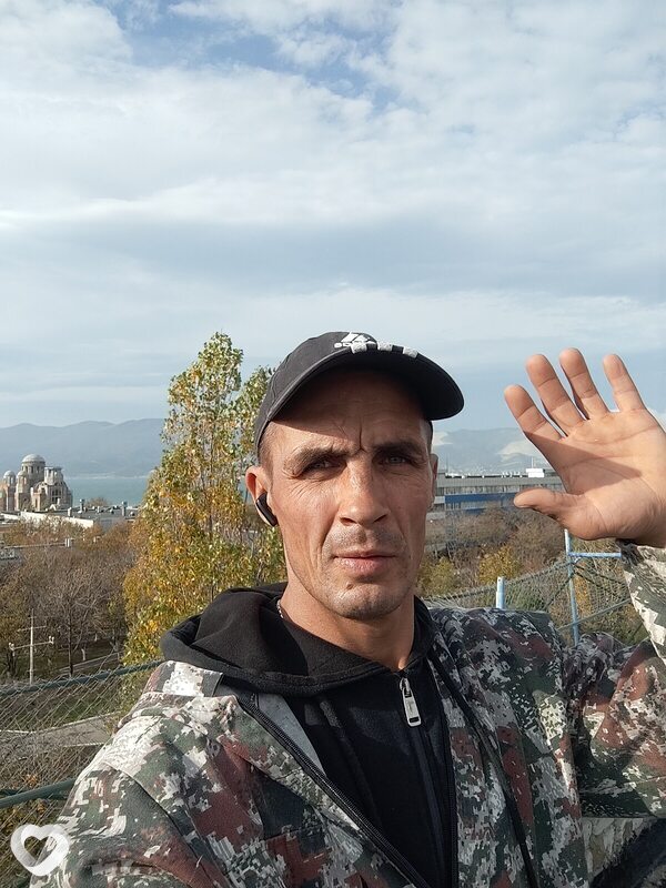 Максимка, 39, Новороссийске — анкета №4137924
