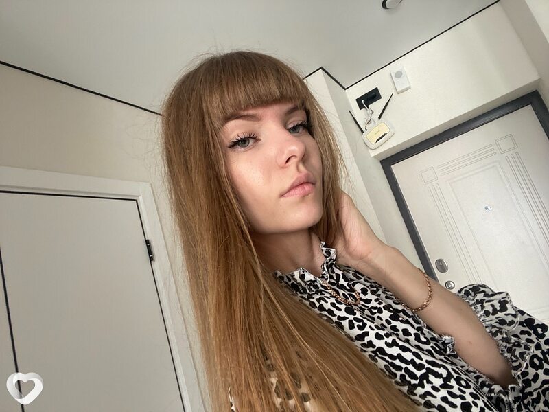 Александра, 21, Омске — анкета №4138134