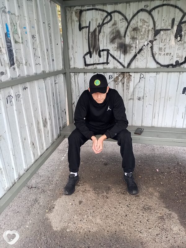 Андрей, 19, Луге — анкета №4138172