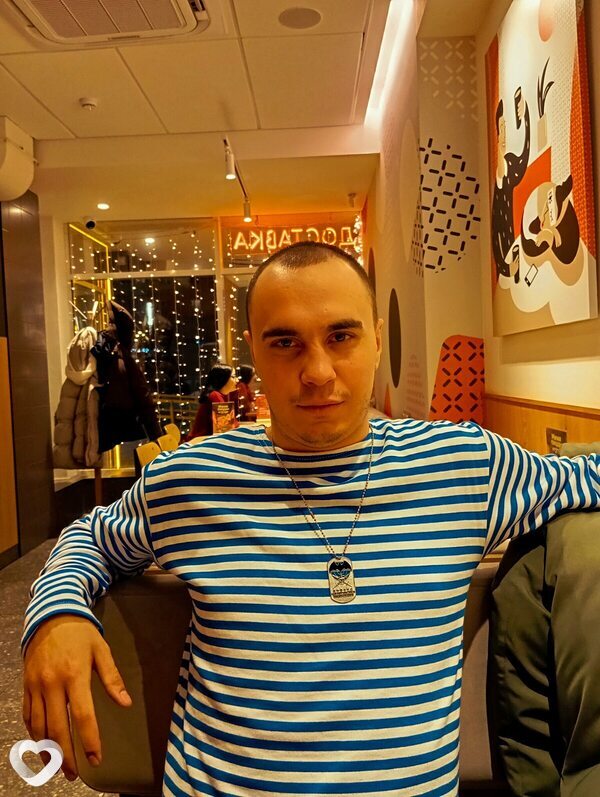 Владимир, 22, Братске — анкета №4138475