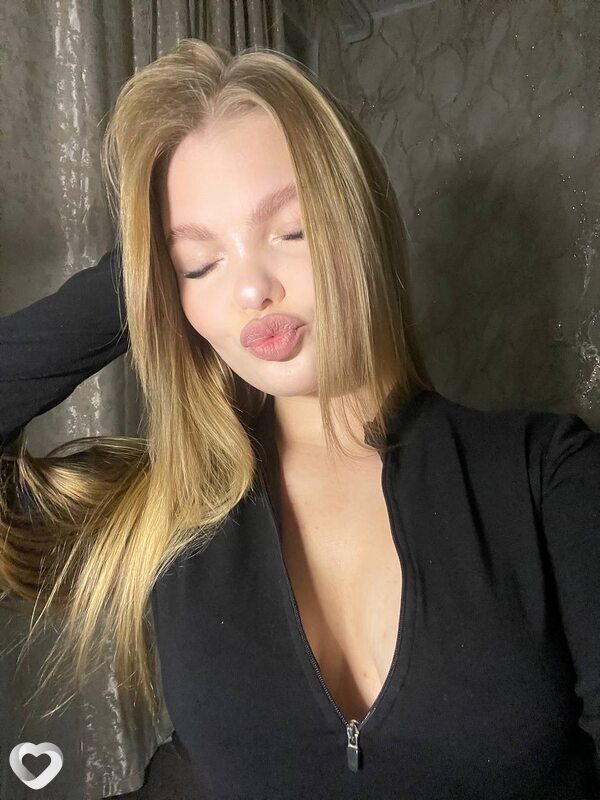 Ксения, 20, Твери — анкета №4140572