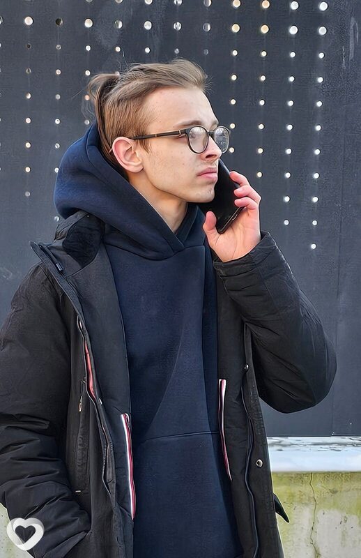 Виктор, 19, Москве — анкета №4139808