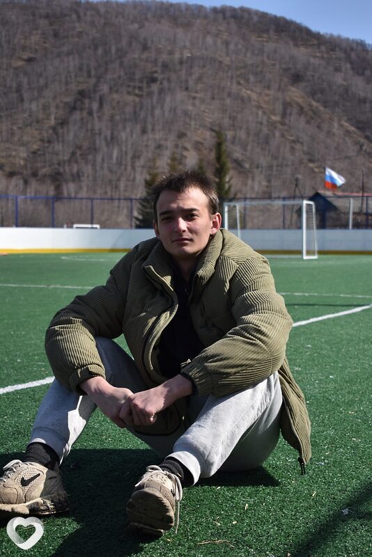 Артемий, 19, Горно-Алтайске — анкета №4140633