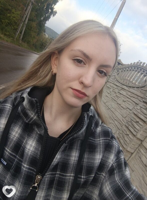 Алина, 20, Красноярске — анкета №4140591