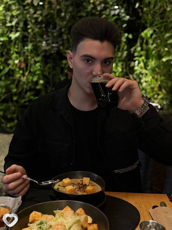 Алексей, 19, Новочеркасске — анкета №4140663