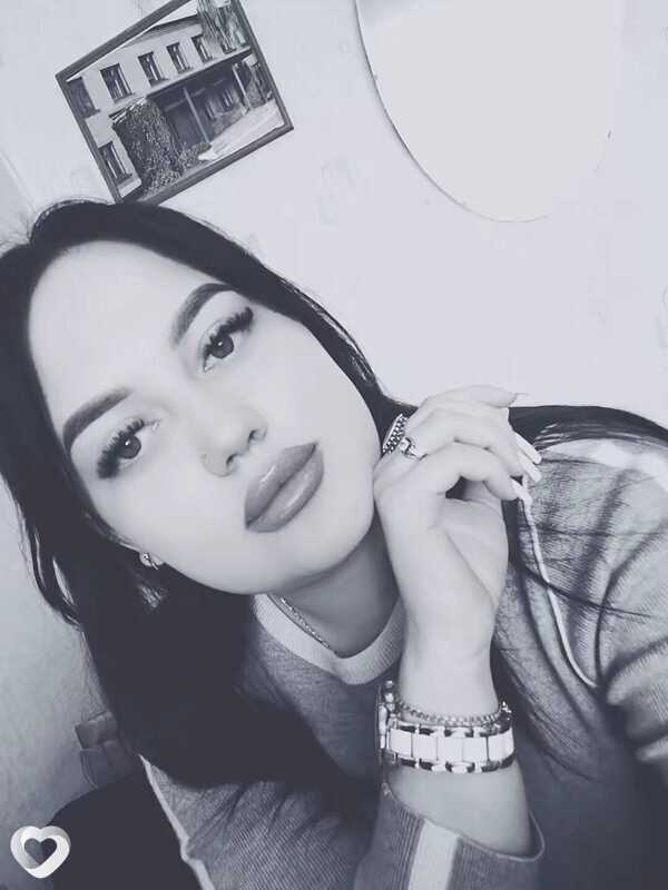 Диана, 21, Луганске — анкета №4140895