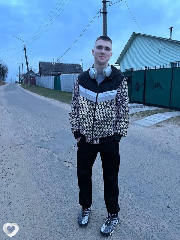 Станислав, 18, Минске — анкета №4141306
