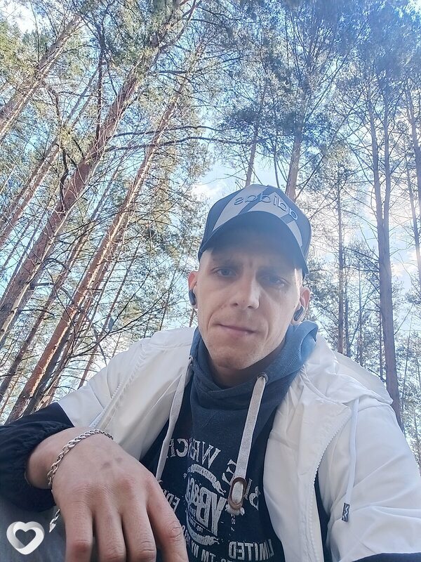 Максим, 24, Калинковичах — анкета №4141477