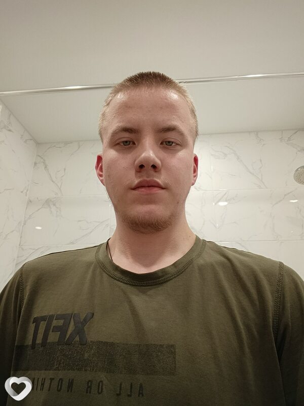 Матвей, 21, Кирове — анкета №4141697