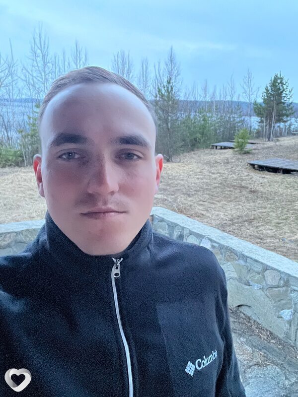Павел, 23, Енакиеве — анкета №4142474