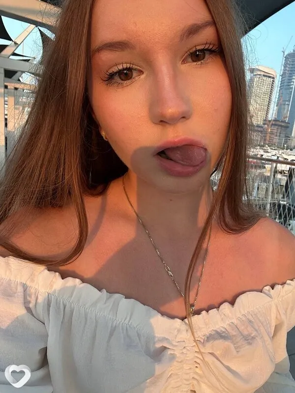 Анна, 19, Москве — анкета №4142642