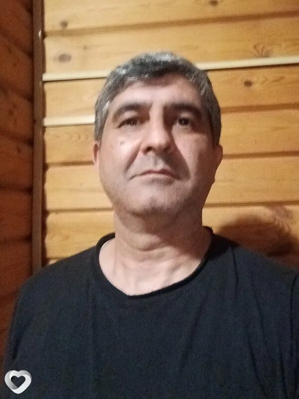 Алик, Москва
