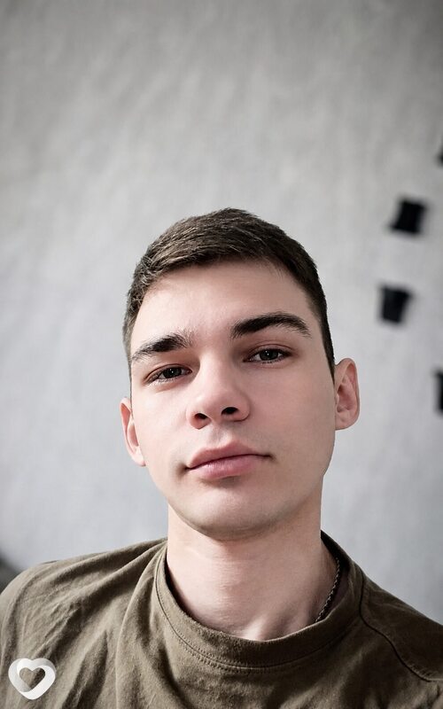 Константин, 23, Ейске — анкета №4143751