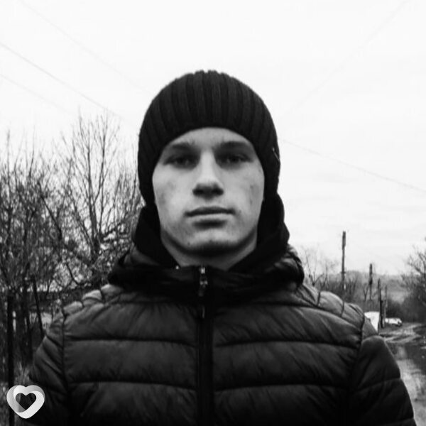 Илья, 18, Луганске — анкета №4143727