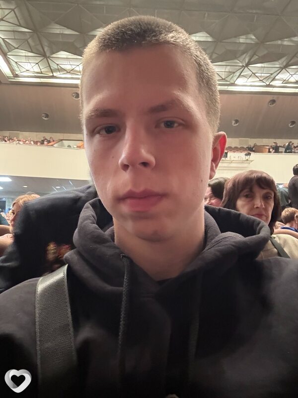Артём, 22, Санкт-Петербурге — анкета №4144705