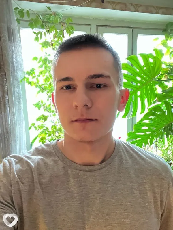 Юрий, 23, Москве — анкета №4145207