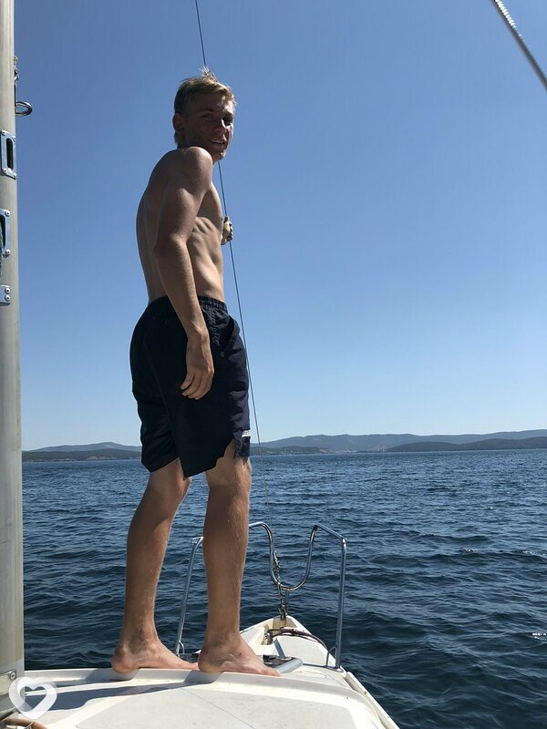 Влад, 22, Миассе — анкета №4146040