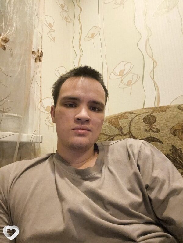 Андрей, 22, Архангельске — анкета №4146709