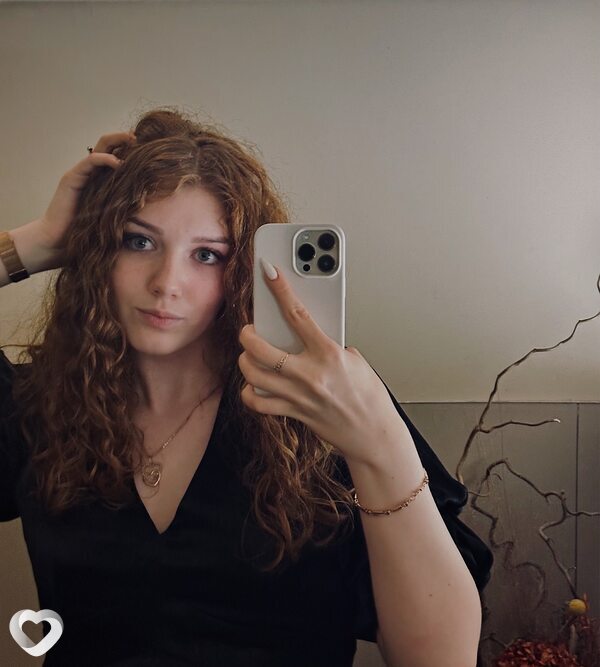 Анна, 18, Санкт-Петербурге — анкета №4147676