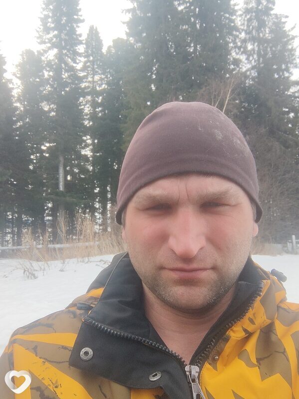 Артём, 36, Ханты-Мансийске — анкета №4148215