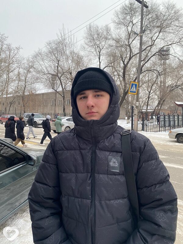 Александр, 24, Абакане — анкета №4148176