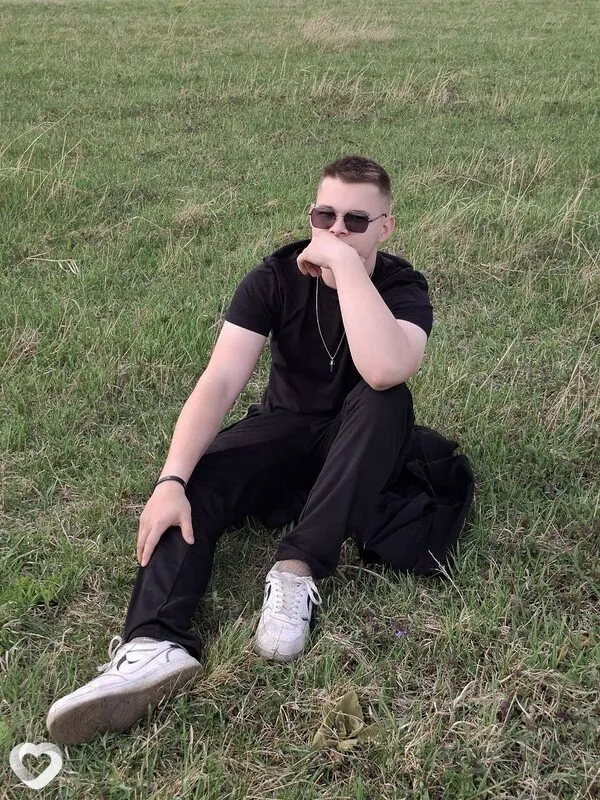 Даниэль, 20, Бийске — анкета №4148522