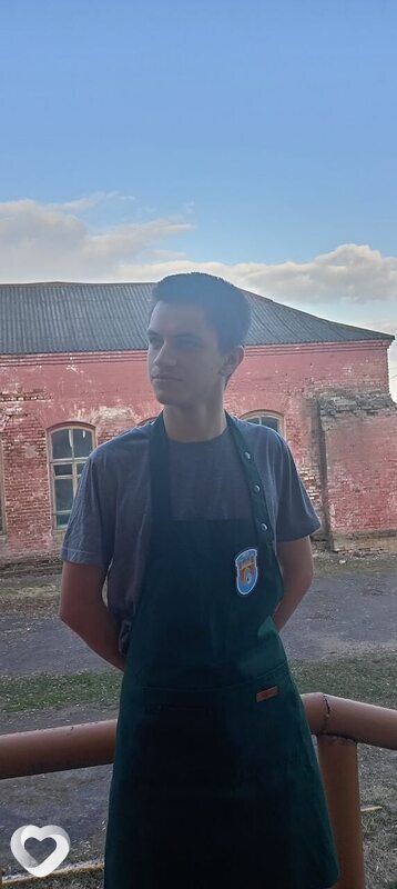 Дмитрий, 18, Жлобине — анкета №4148674