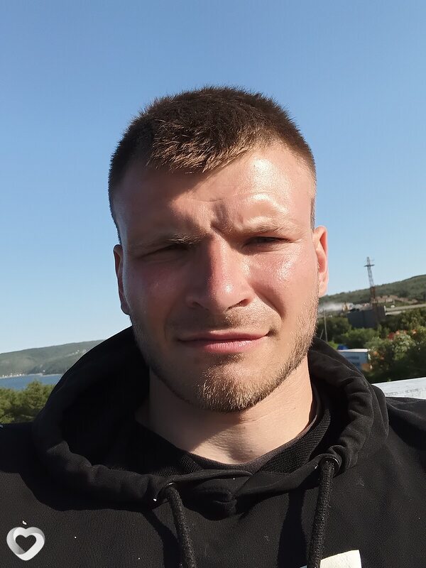 Эдуард, Магадан