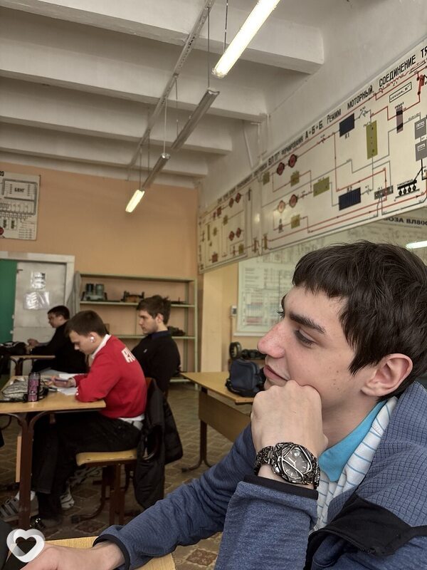 Александр, 18, Нижнем Тагиле — анкета №4149329