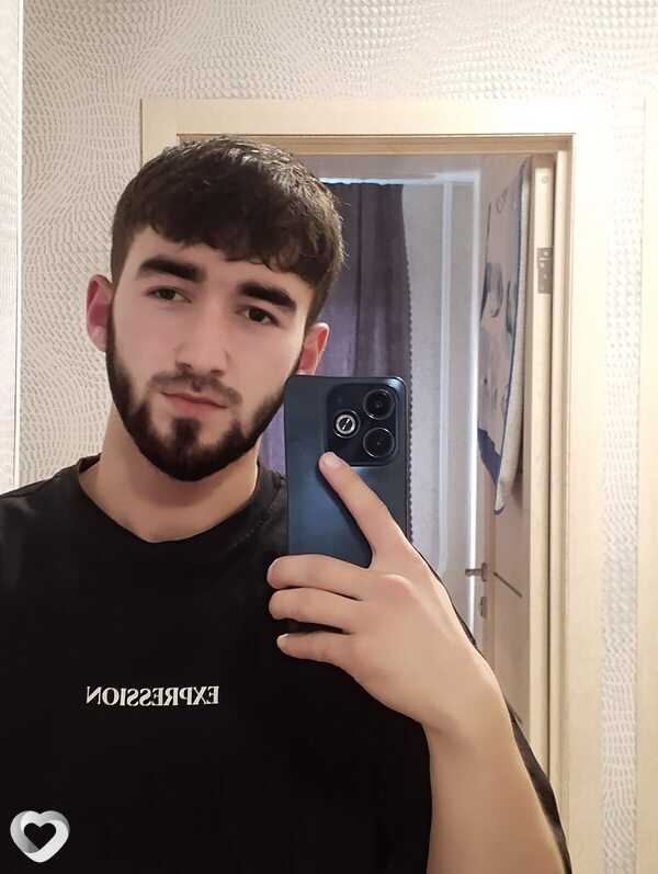 Исмат, 20, Красноярске — анкета №4150853