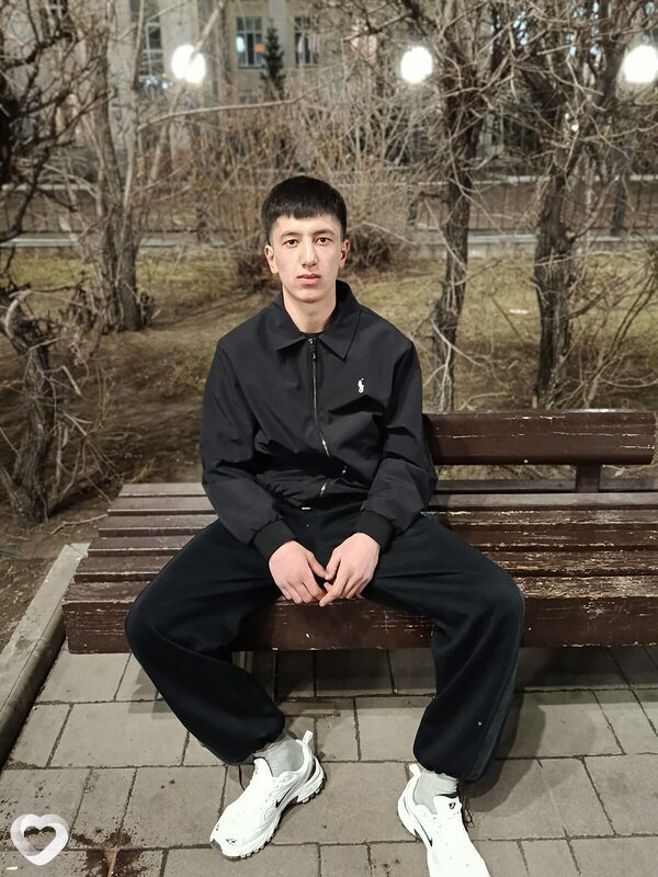 Манучехр, 18, Чите — анкета №4150262
