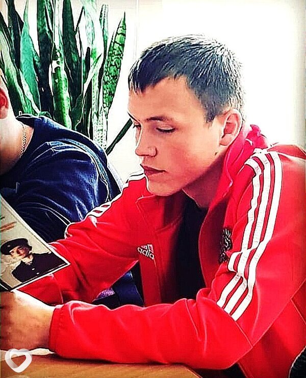Стас, 22, Волжском — анкета №4150336