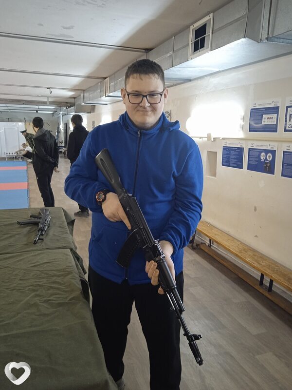 Александр, 20, Екатеринбурге — анкета №4151567