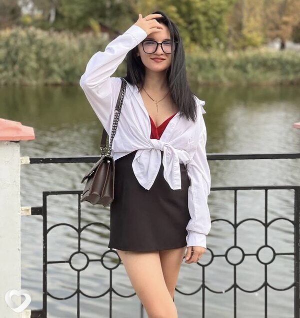 Яна, 24, Новомосковске — анкета №4153447