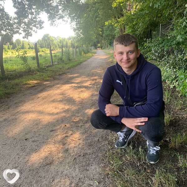 Кирилл, 25, Барановичах — анкета №4153221