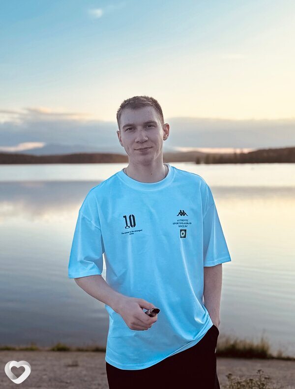 Дима, 26, Москве — анкета №4154012