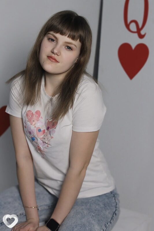 Ангелина, 23, Ачинске — анкета №4155655
