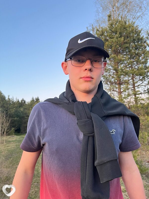 Денис, 19, Гродно — анкета №4156839