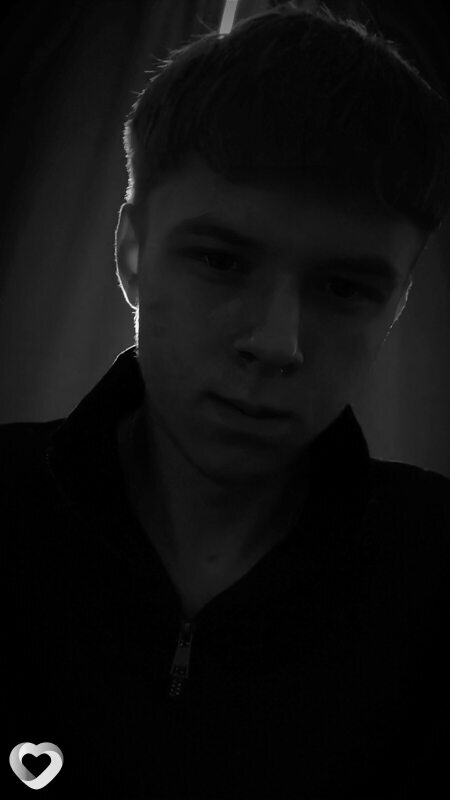Иван, 18, Тюмени — анкета №4157345