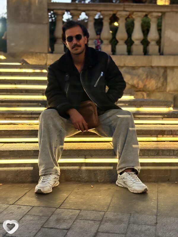 Behzad, Казинка