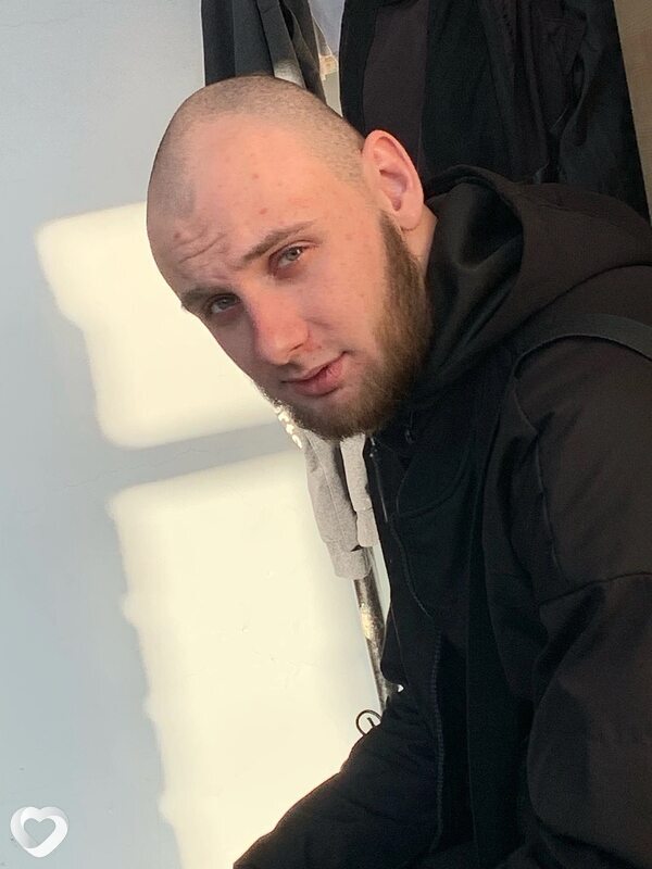 Михаил, 22, Красноярске — анкета №4158228