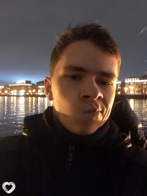 Артем, 19, Калининграде — анкета №4159254
