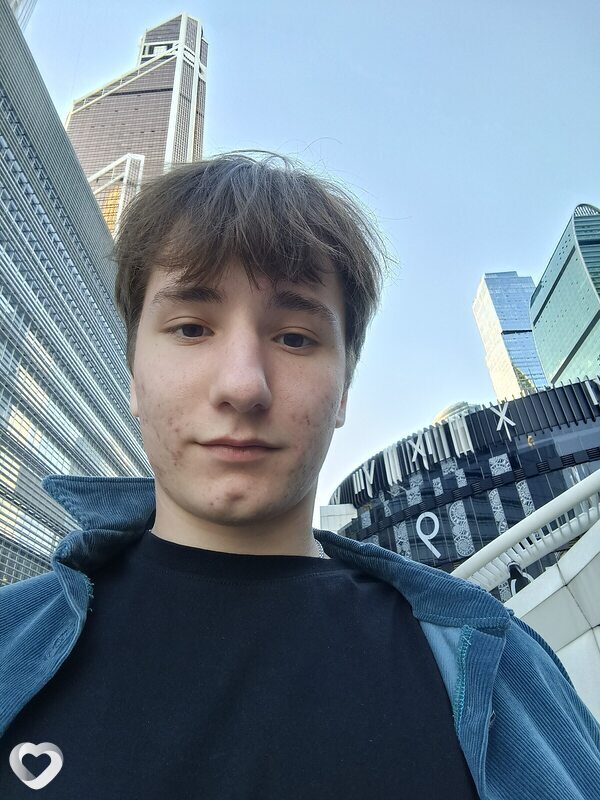Лев, 19, Москве — анкета №4159432