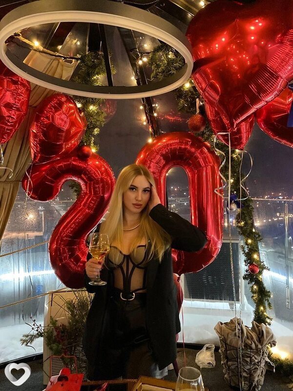 Каролина, 21, Москве — анкета №4159958
