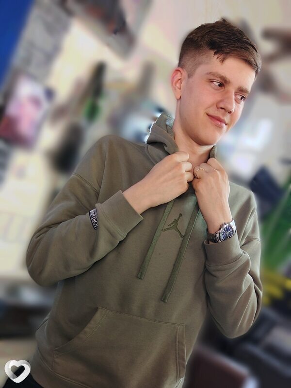 Семён, 18, Новосибирске — анкета №4160797