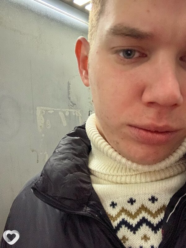 Артём, 23, Воронеже — анкета №4162244